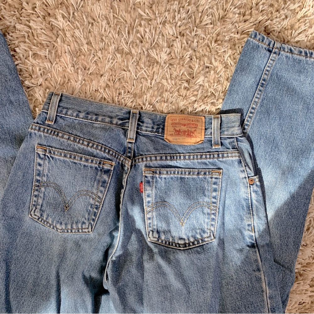 Vintage Levi’s 550 Medium awash Relaxed Jeans